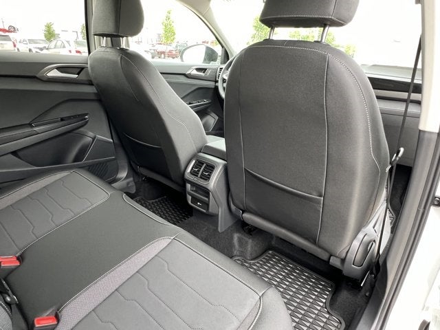 2025 Volkswagen Taos 1.5T SE Black