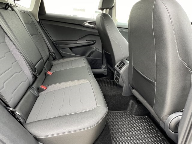 2025 Volkswagen Taos 1.5T SE Black