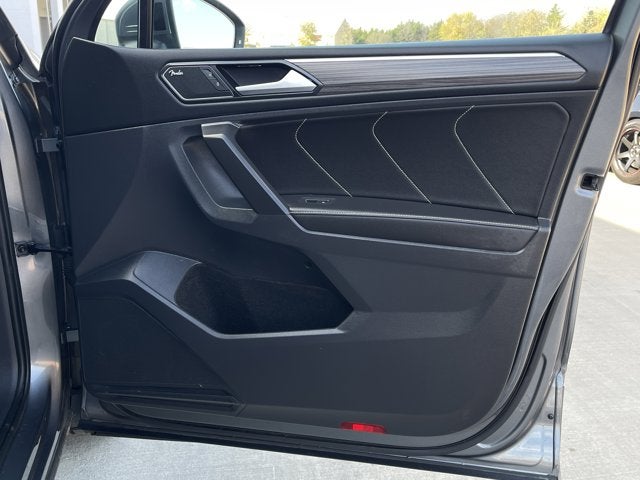 2022 Volkswagen Tiguan SEL R-Line