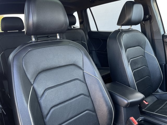 2022 Volkswagen Tiguan SEL R-Line