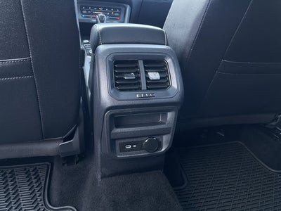 2022 Volkswagen Tiguan SEL R-Line