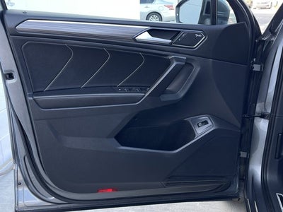 2022 Volkswagen Tiguan SEL R-Line