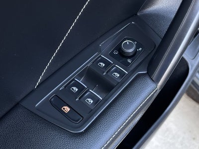 2022 Volkswagen Tiguan SEL R-Line