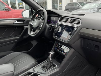 2023 Volkswagen Tiguan SE R-Line Black
