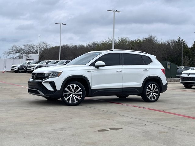 2023 Volkswagen Taos SE