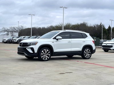 2023 Volkswagen Taos SE
