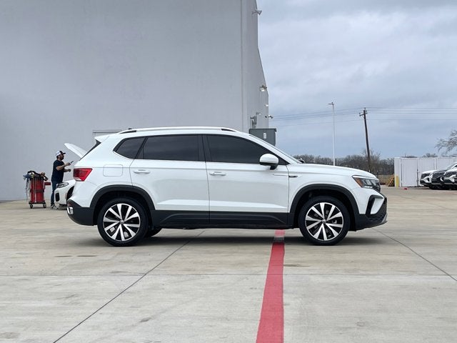 2023 Volkswagen Taos SE