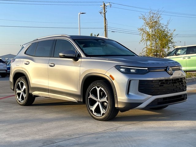 2025 Volkswagen Tiguan 2.0T SE