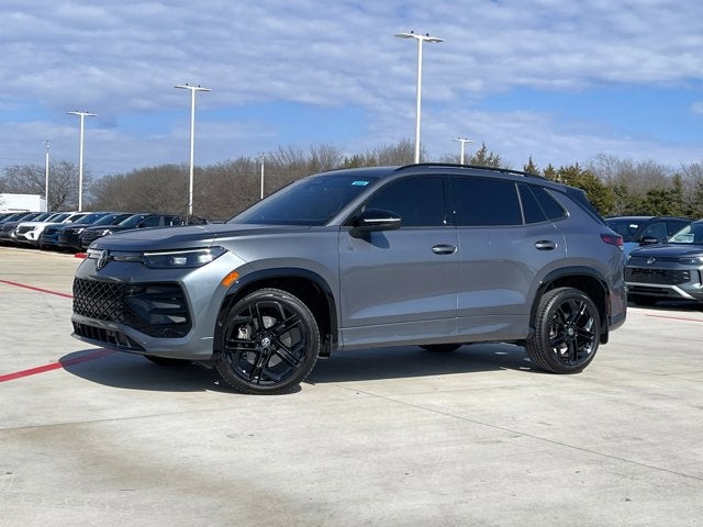 2025 Volkswagen Tiguan SE R-Line Black