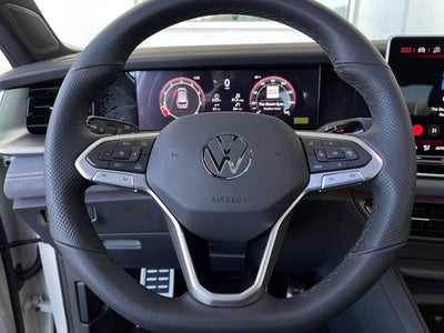 2026 Volkswagen Tiguan 2.0T SE R-Line Black