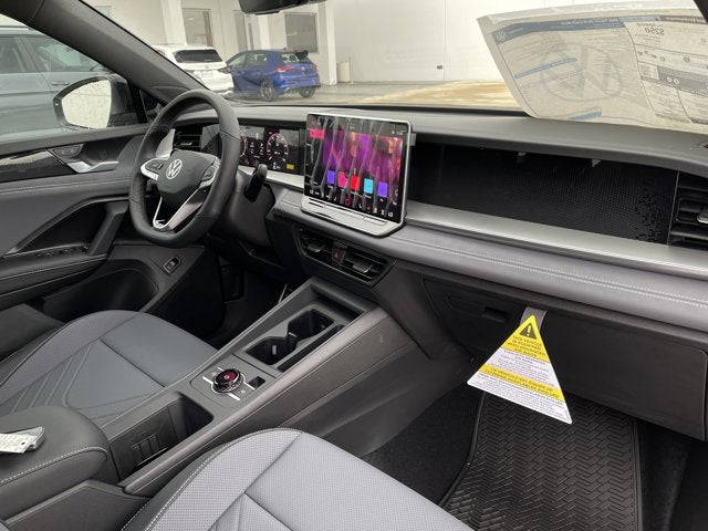 2026 Volkswagen Tiguan 2.0T SE R-Line Black