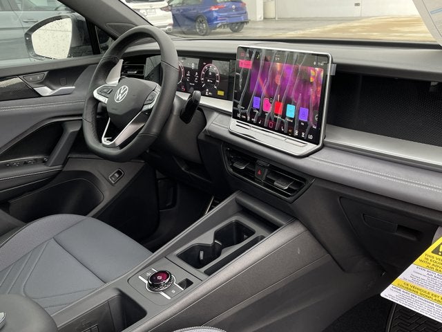 2026 Volkswagen Tiguan 2.0T SE R-Line Black