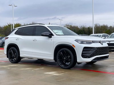 2026 Volkswagen Tiguan 2.0T SE R-Line Black