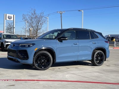 2026 Volkswagen Tiguan 2.0T SE R-Line Black