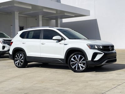 2022 Volkswagen Taos SE