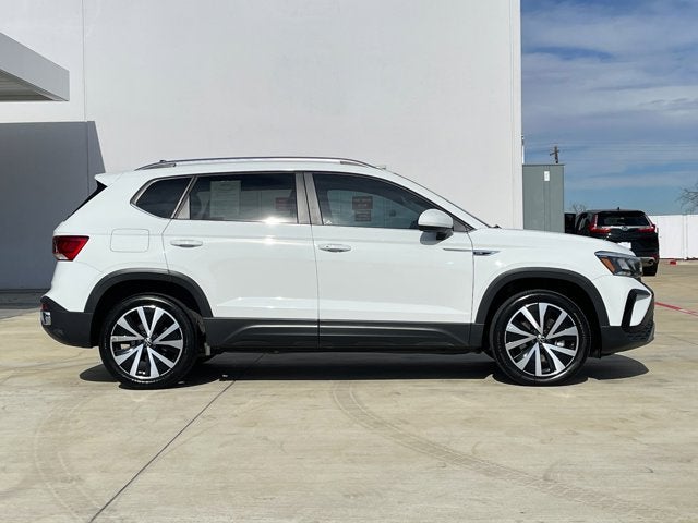 2022 Volkswagen Taos SE