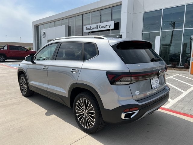 2025 Volkswagen Taos 1.5T SE