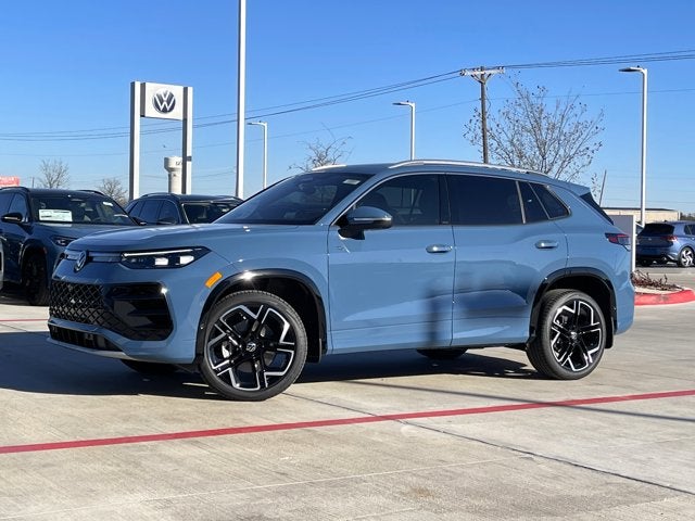 2026 Volkswagen Tiguan 2.0T SEL R-Line