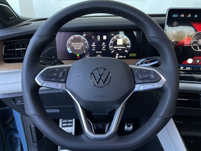 2026 Volkswagen Tiguan 2.0T SEL R-Line