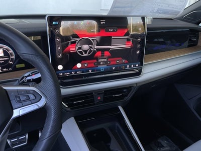 2026 Volkswagen Tiguan 2.0T SEL R-Line