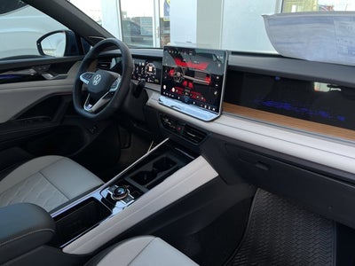 2026 Volkswagen Tiguan 2.0T SEL R-Line