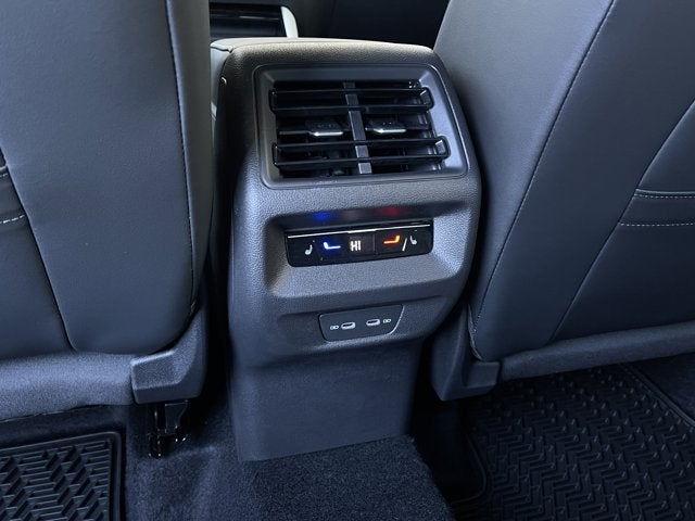 2026 Volkswagen Tiguan 2.0T SEL R-Line