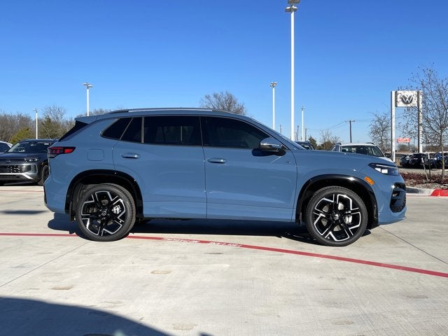 2026 Volkswagen Tiguan 2.0T SEL R-Line