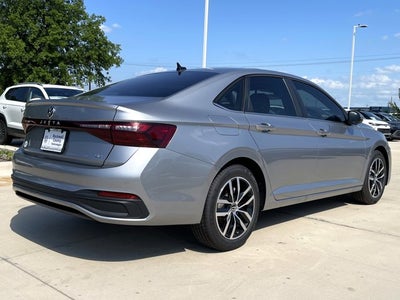 2025 Volkswagen Jetta 1.5T SE