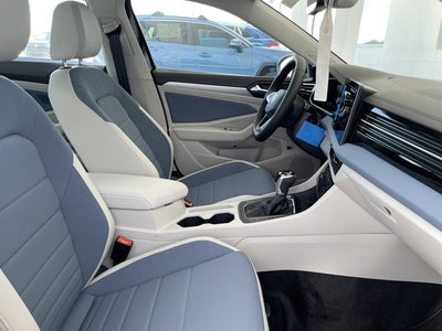 2025 Volkswagen Jetta 1.5T SE