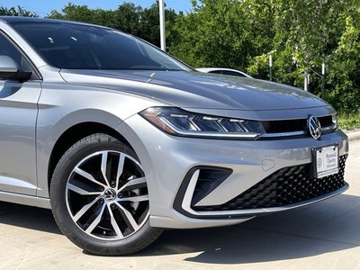 2025 Volkswagen Jetta 1.5T SE