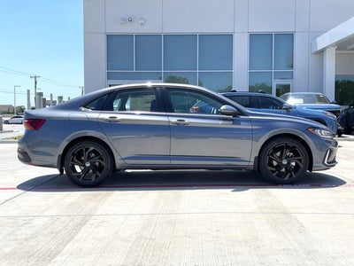 2025 Volkswagen Jetta 1.5T SE