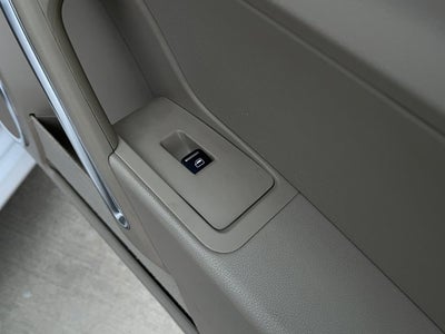 2018 Volkswagen Beetle SE