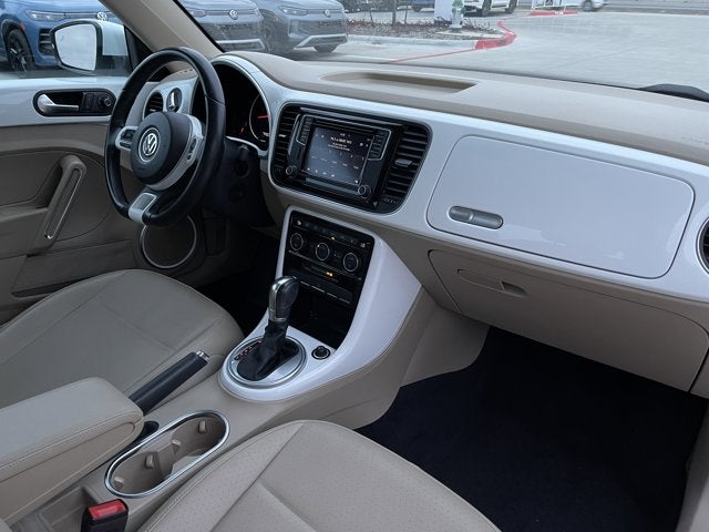 2018 Volkswagen Beetle SE