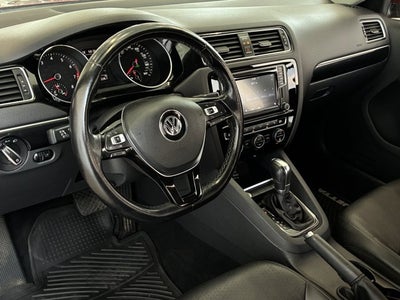 2017 Volkswagen Jetta 1.8T SEL