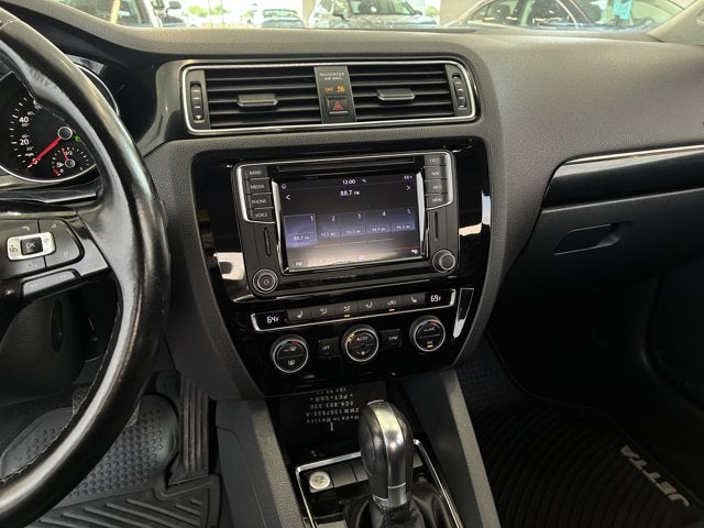 2017 Volkswagen Jetta 1.8T SEL