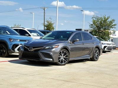 2023 Toyota Camry SE