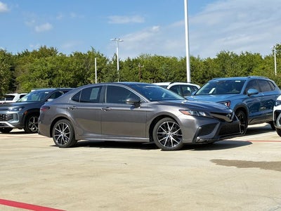 2023 Toyota Camry SE