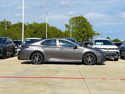 2023 Toyota Camry SE