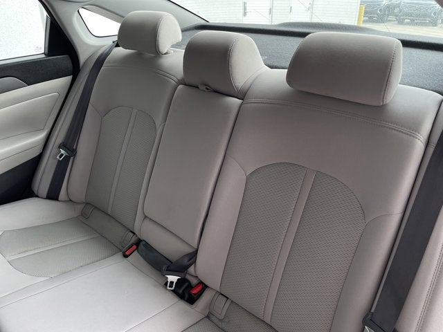 2015 Hyundai Sonata 2.4L SE