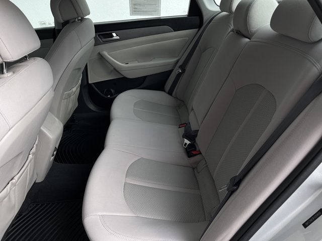 2015 Hyundai Sonata 2.4L SE