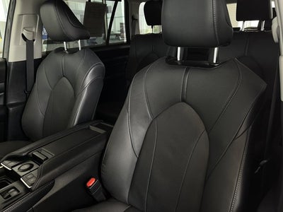 2025 Toyota Grand Highlander Base