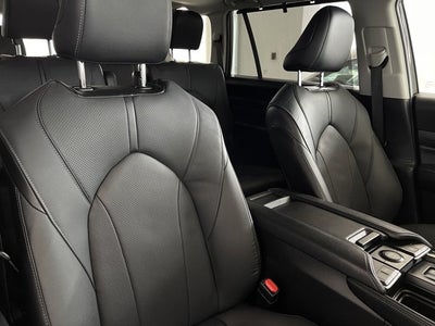 2025 Toyota Grand Highlander Base