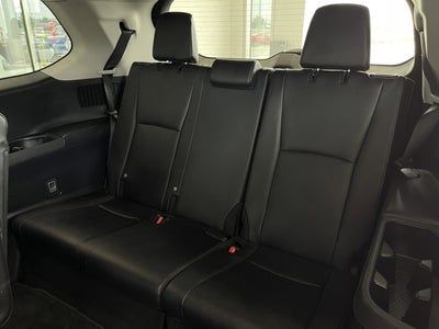 2025 Toyota Grand Highlander Base