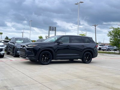 2025 Toyota Grand Highlander Base