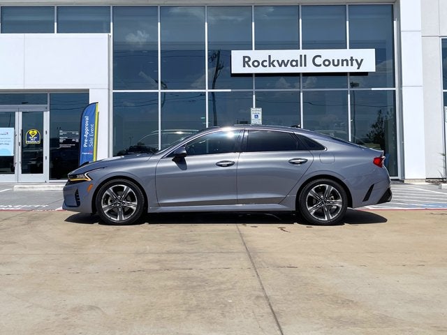 2022 Kia K5 EX