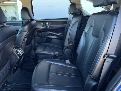 2022 Kia Sorento SX