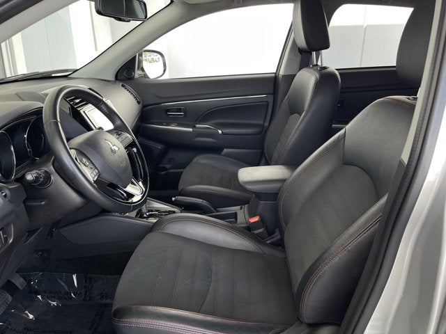 2024 Mitsubishi Outlander Sport Base