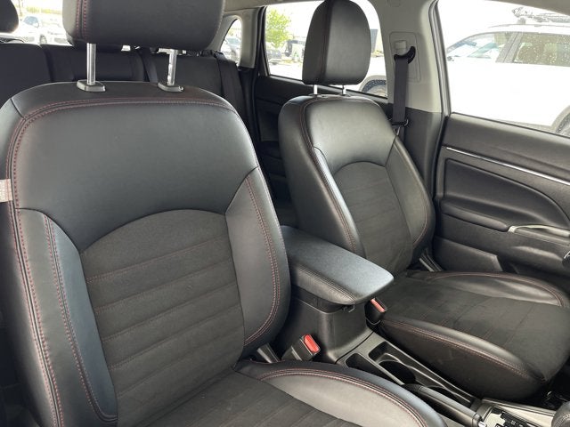 2024 Mitsubishi Outlander Sport Base