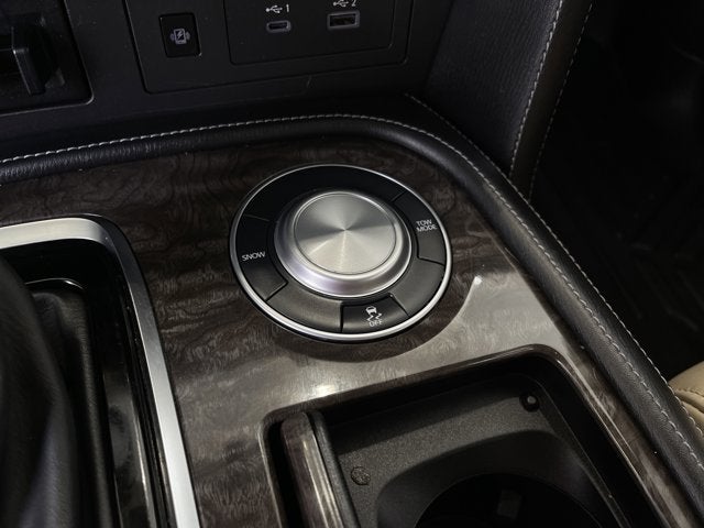 2023 Nissan Armada Platinum