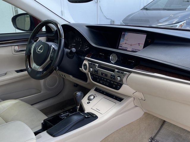 2013 Lexus ES 350 4dr Sdn